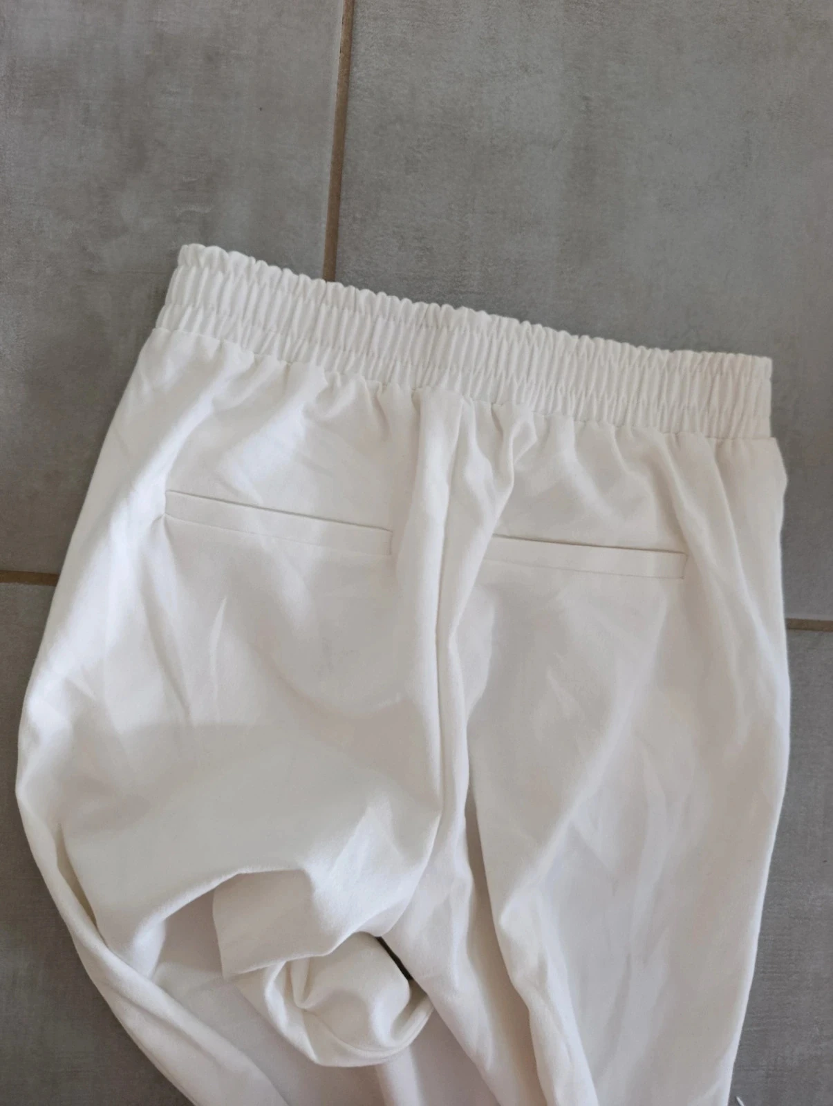 Bershka off-white trousers XS – elastic waist – comfortable – photo 6
